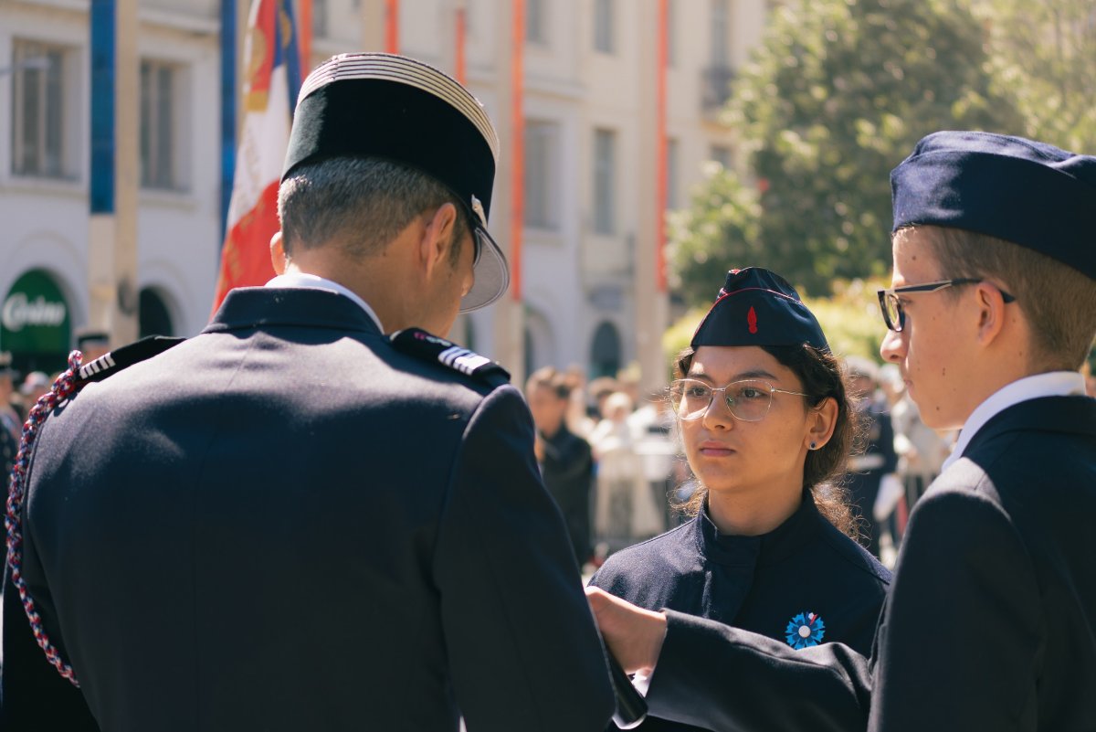 8mai